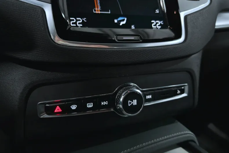 Volvo XC90 din 2021 cu 124.834 km - oferta VOL218015 - foto 26