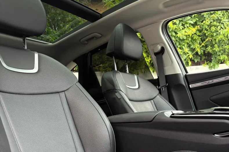 Hyundai Tucson din 2021 cu 52.890 km - oferta HYU218017 - foto 4