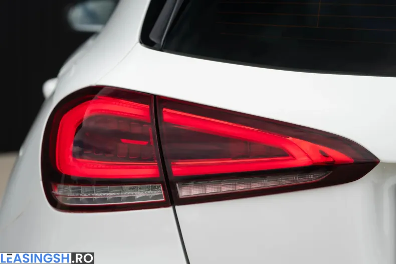 Mercedes-Benz A 250 (Clasa A) din 2020 cu 161.040 km - oferta MER218019 - foto 12