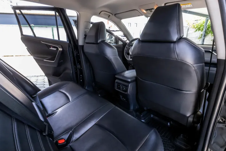 Toyota RAV4 din 2020 cu 140.000 km - oferta TOY218031 - foto 14