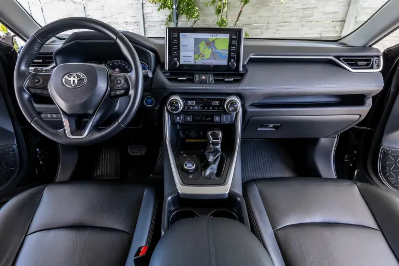 Toyota RAV4 din 2020 cu 140.000 km - oferta TOY218031 - foto 16