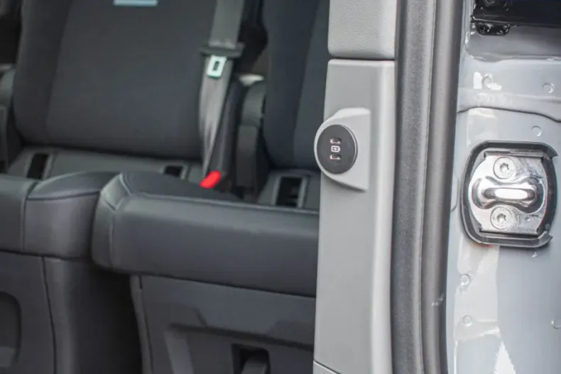 Ford Tourneo Custom din 2025 cu 1 km - oferta FOR218037 - foto 37