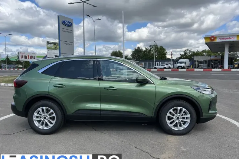 Ford Kuga din 2024 cu 1 km - oferta FOR218047 - foto 4