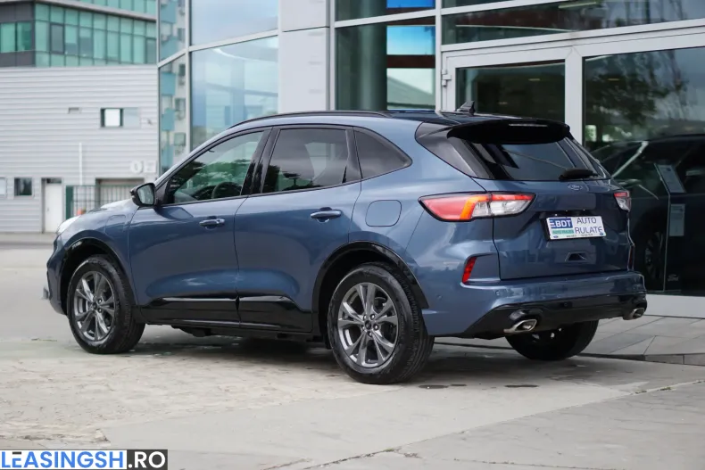 Ford Kuga din 2023 cu 62.068 km - oferta FOR218048 - foto 4