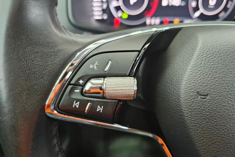 Skoda Karoq din 2021 cu 96.482 km - oferta SKO218054 - foto 11