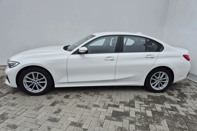 BMW 320d (Seria 3) din 2021 cu 53.422 km - oferta BMW218078 - foto 2