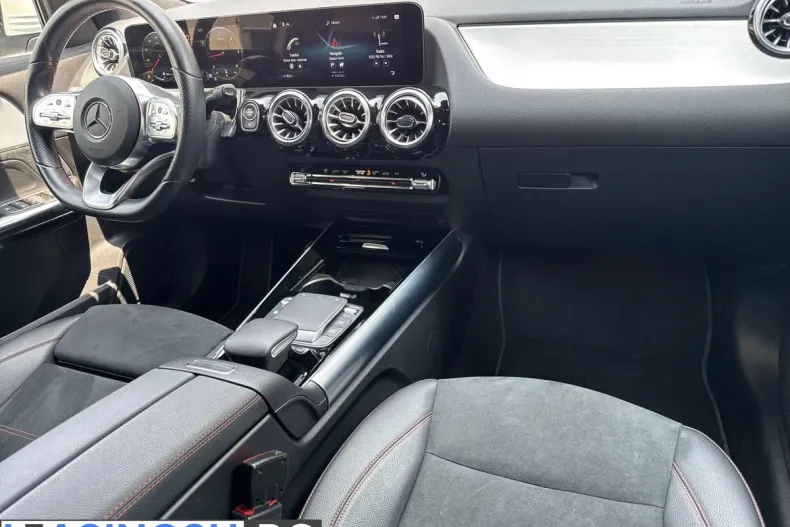 Mercedes-Benz GLA (Clasa GLA) din 2022 cu 22.400 km - oferta MER218082 - foto 12