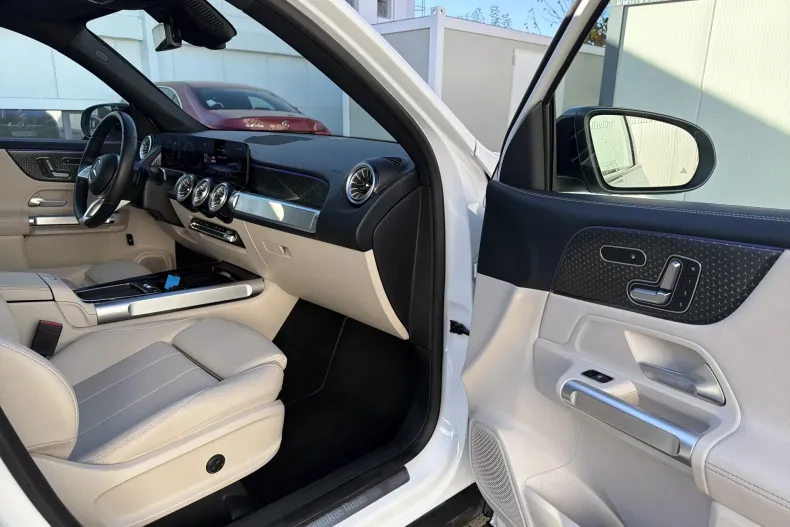 Mercedes-Benz GLB (Clasa GLB) din 2024 cu 25.721 km - oferta MER218086 - foto 17