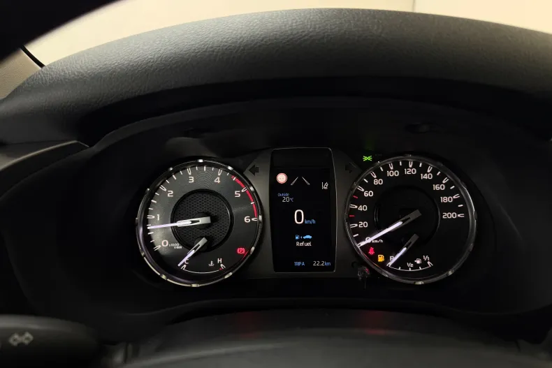 Toyota Hilux din 2025 cu 1 km - oferta TOY218087 - foto 9