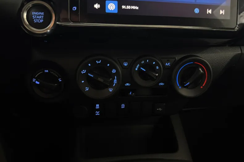 Toyota Hilux din 2025 cu 1 km - oferta TOY218087 - foto 12