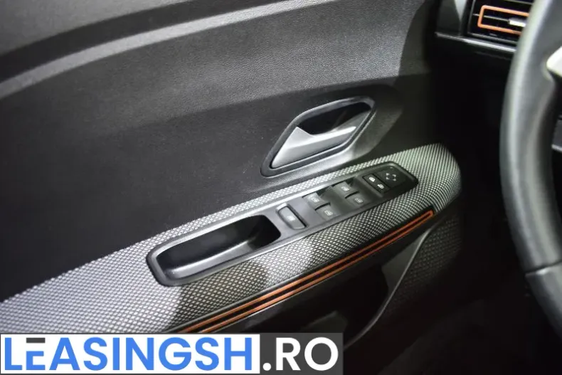 Dacia Sandero Stepway din 2023 cu 23.196 km - oferta DAC218089 - foto 23