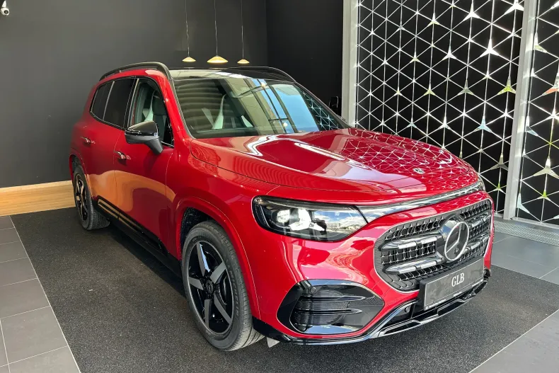 Mercedes-Benz GLB (Clasa GLB) din 2026 cu 3.000 km - oferta MER218097 - foto 2