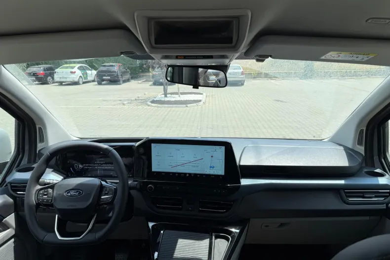 Ford Tourneo Custom din 2025 cu 1 km - oferta FOR218104 - foto 9