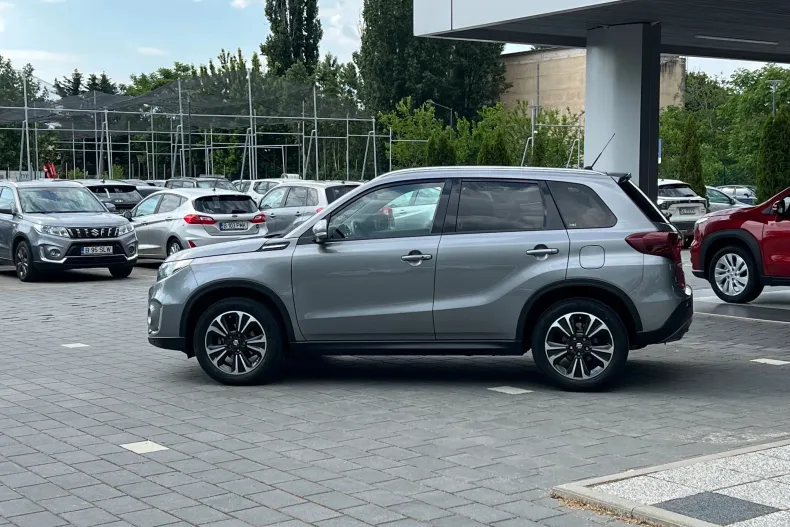 Suzuki Vitara din 2024 cu 25.119 km - oferta SUZ218118 - foto 9