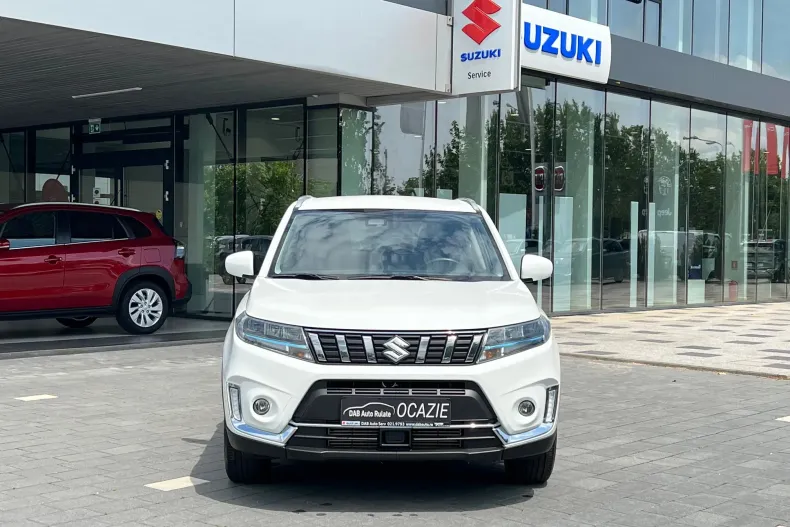 Suzuki Vitara din 2024 cu 20.633 km - oferta SUZ218119 - foto 2