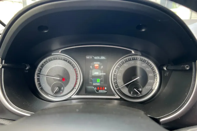 Suzuki Vitara din 2024 cu 20.633 km - oferta SUZ218119 - foto 8