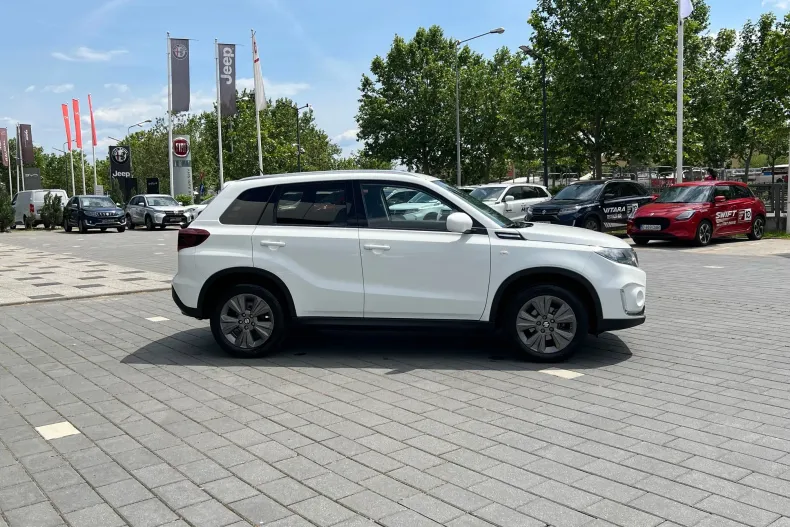 Suzuki Vitara din 2024 cu 20.633 km - oferta SUZ218119 - foto 10