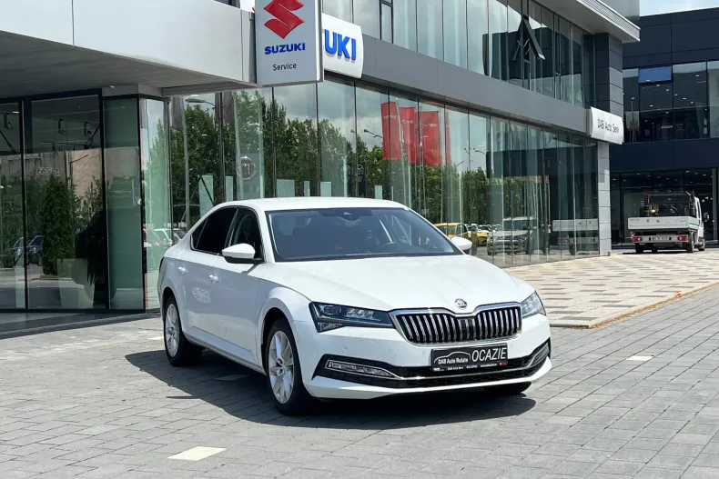 Skoda Superb din 2021 cu 61.474 km - oferta SKO218120 - foto 1