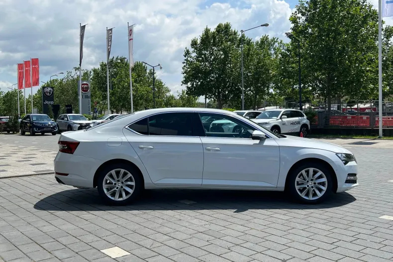 Skoda Superb din 2021 cu 61.474 km - oferta SKO218120 - foto 9