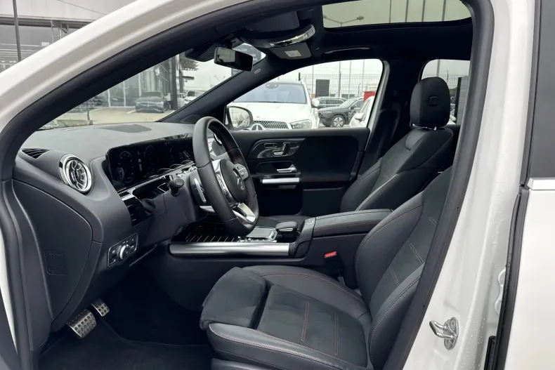 Mercedes-Benz GLA (Clasa GLA) din 2022 cu 3.300 km - oferta MER218126 - foto 15