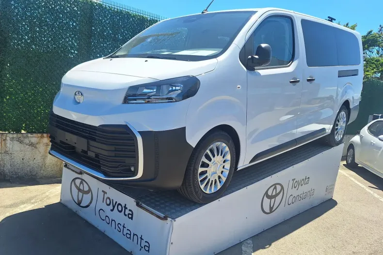Toyota Proace din 2025 cu 10 km - oferta TOY218129 - foto 1