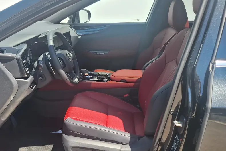 Lexus Seria NX din 2025 cu 200 km - oferta LEX218130 - foto 5