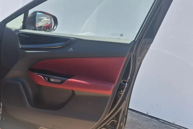 Lexus Seria NX din 2025 cu 200 km - oferta LEX218130 - foto 14