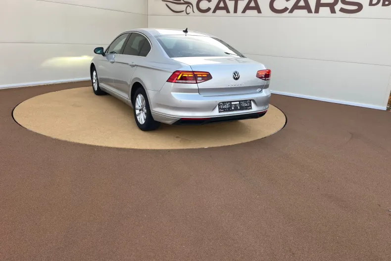 Volkswagen Passat din 2020 cu 125.000 km - oferta VOL218132 - foto 12