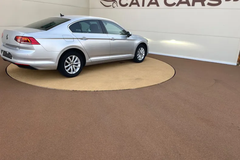 Volkswagen Passat din 2020 cu 125.000 km - oferta VOL218132 - foto 17