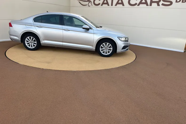Volkswagen Passat din 2020 cu 125.000 km - oferta VOL218132 - foto 21