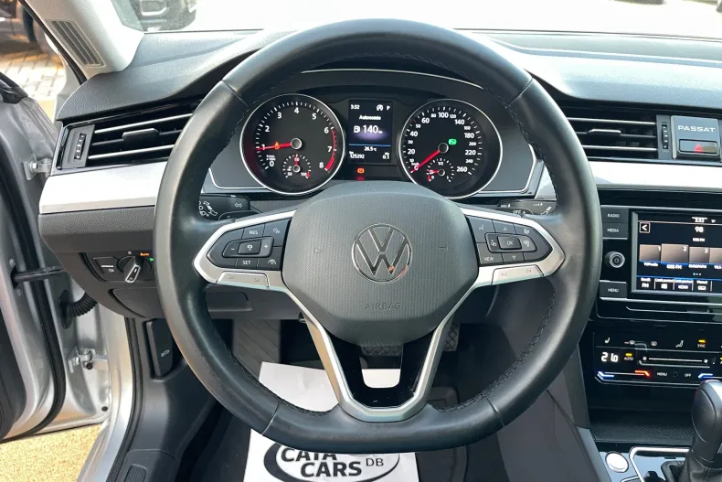Volkswagen Passat din 2020 cu 125.000 km - oferta VOL218132 - foto 38