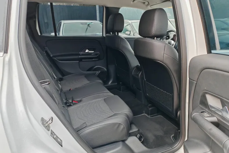 Mercedes-Benz GLB (Clasa GLB) din 2024 cu 30.400 km - oferta MER218133 - foto 7