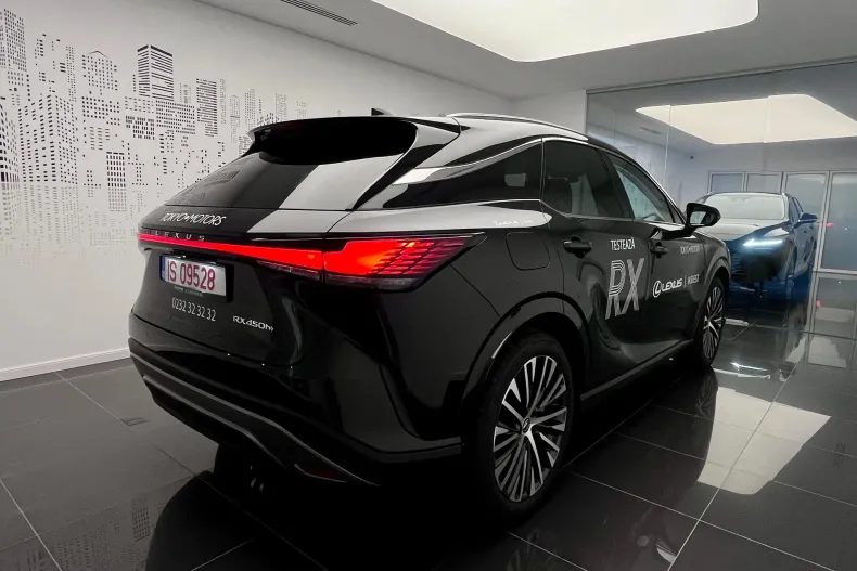 Lexus Seria RX din 2025 cu 2.500 km - oferta LEX218134 - foto 6