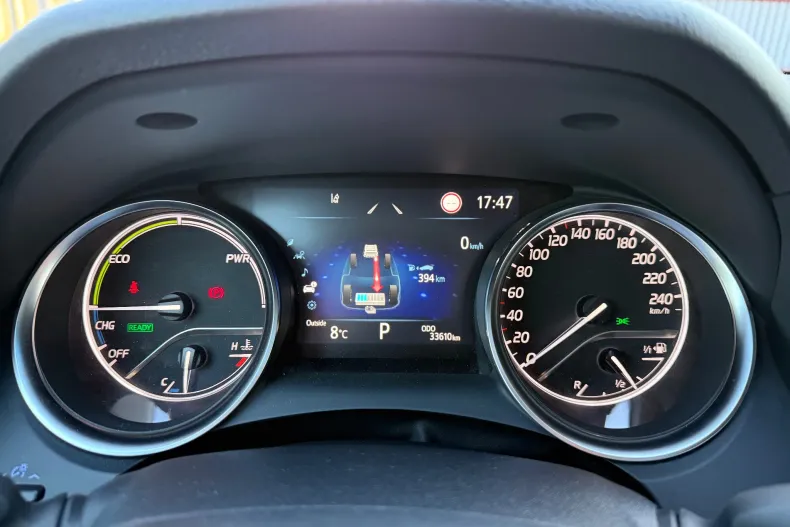 Toyota Camry din 2023 cu 34.000 km - oferta TOY218137 - foto 6