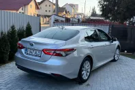 Toyota Camry din 2023 cu 34.000 km - oferta TOY218137 - foto 8