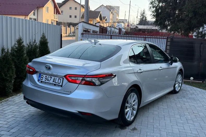 Toyota Camry din 2023 cu 34.000 km - oferta TOY218137 - foto 8