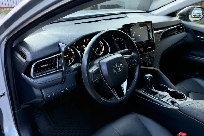 Toyota Camry din 2023 cu 34.000 km - oferta TOY218137 - foto 13