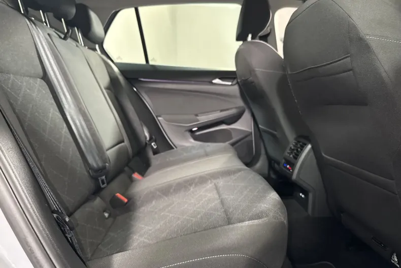 Volkswagen Golf din 2021 cu 150.586 km - oferta VOL218140 - foto 12