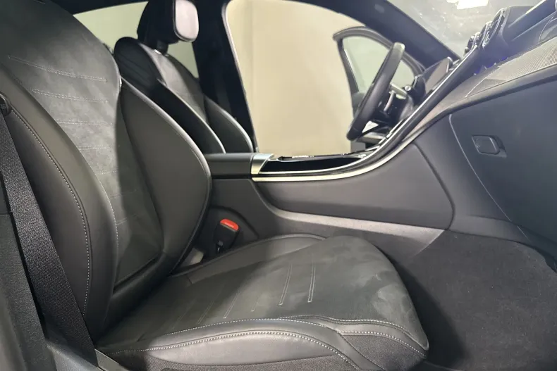 Mercedes-Benz GLC (Clasa GLC) din 2024 cu 21.364 km - oferta MER218146 - foto 11