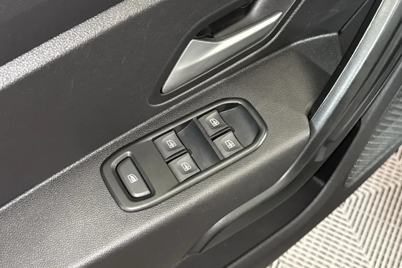 Dacia Duster din 2023 cu 77.220 km - oferta DAC218147 - foto 14
