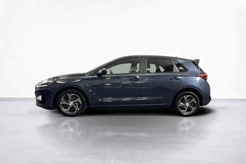 Hyundai i30 din 2022 cu 33.630 km - oferta HYU218148 - foto 2