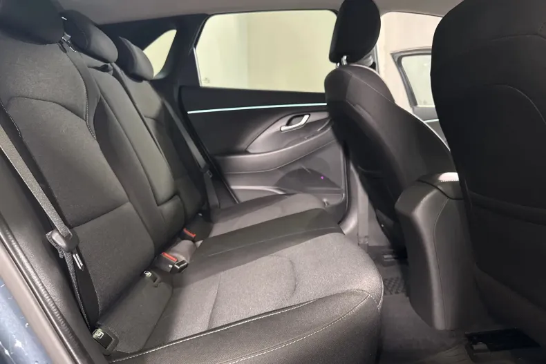 Hyundai i30 din 2022 cu 33.630 km - oferta HYU218148 - foto 12