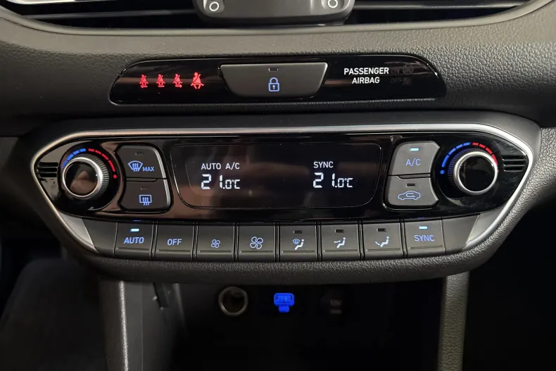 Hyundai i30 din 2022 cu 33.630 km - oferta HYU218148 - foto 18