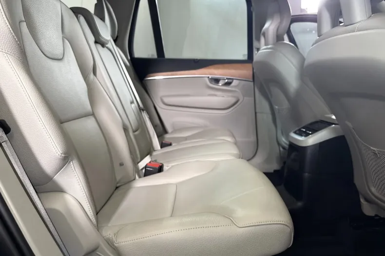 Volvo XC90 din 2021 cu 91.536 km - oferta VOL218149 - foto 12