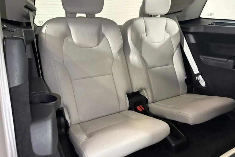 Volvo XC90 din 2021 cu 91.536 km - oferta VOL218149 - foto 13