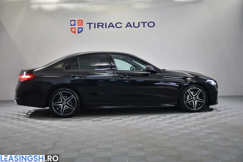 Mercedes-Benz C 300 (Clasa C) din 2023 cu 15.018 km - oferta MER218152 - foto 6