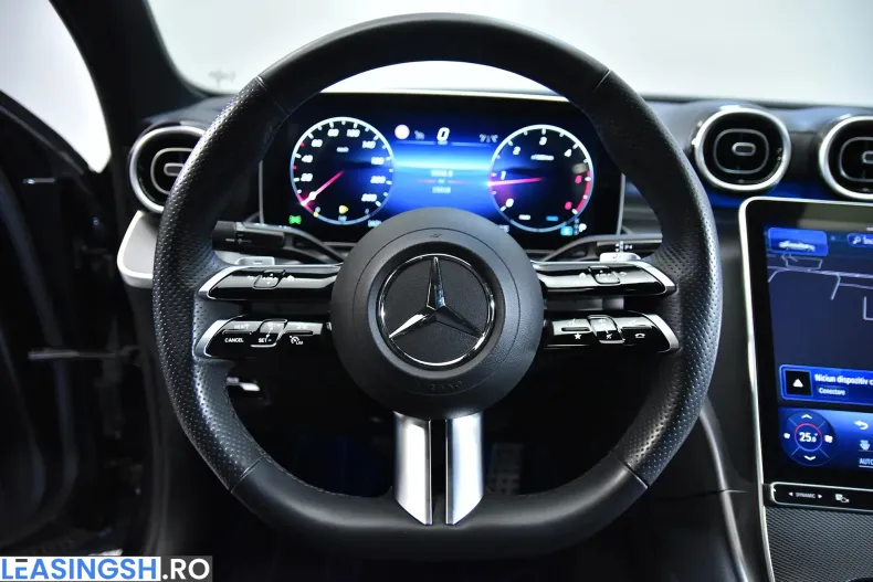 Mercedes-Benz C 300 (Clasa C) din 2023 cu 15.018 km - oferta MER218152 - foto 16