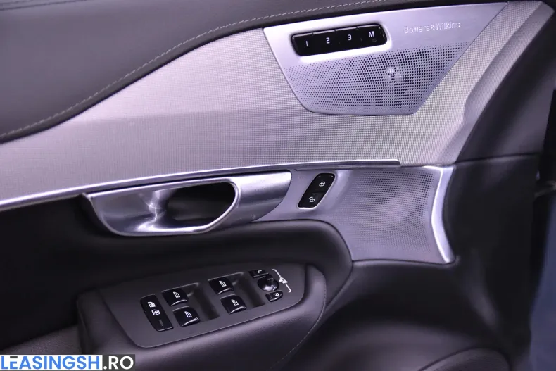Volvo XC90 din 2022 cu 80.259 km - oferta VOL218159 - foto 15