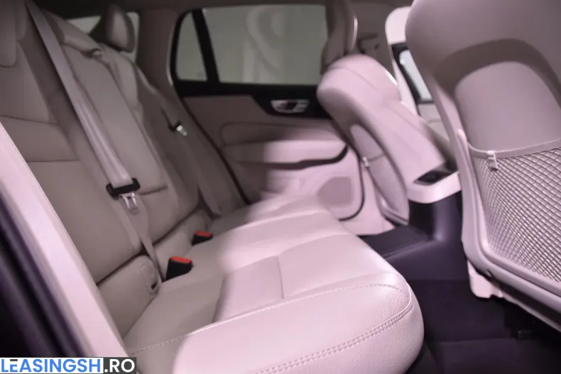 Volvo V60 din 2024 cu 4.377 km - oferta VOL218164 - foto 12