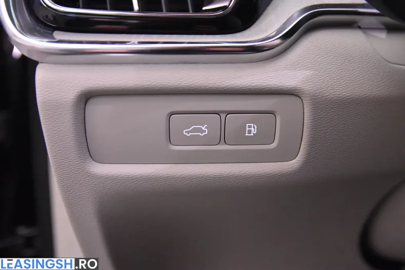 Volvo V60 din 2024 cu 4.377 km - oferta VOL218164 - foto 14
